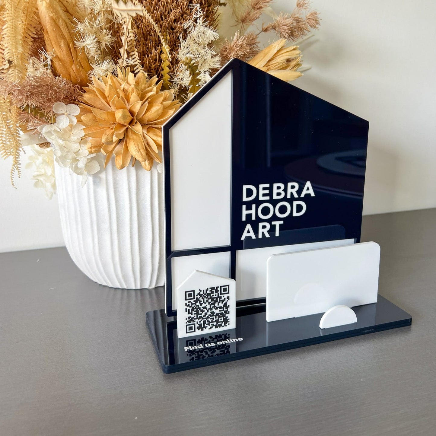 The Smart Info Stand