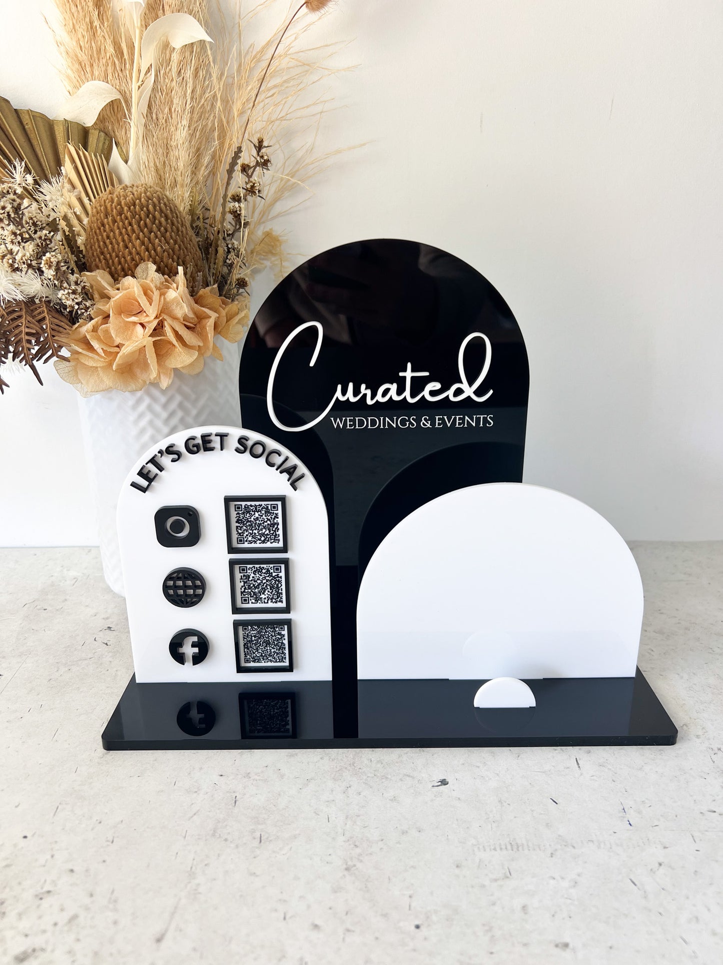 Triple Arch Display Sign